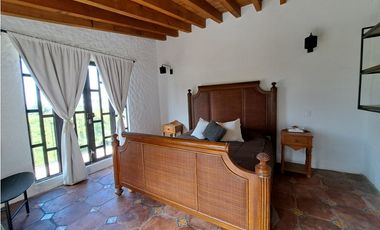 CASA EN VENTA CERCA DE VALLE DE BRAVO