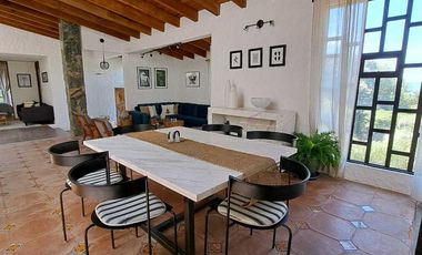 CASA EN VENTA CERCA DE VALLE DE BRAVO