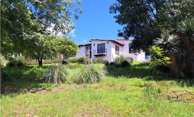 CASA EN VENTA CERCA DE VALLE DE BRAVO