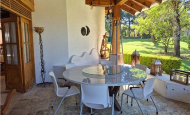 VENTA DE CASA EN CONDOMINIO AVANDARO