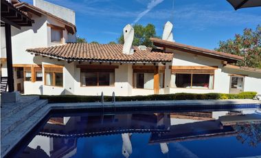VENTA DE CASA EN CONDOMINIO AVANDARO