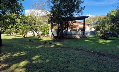 VENTA DE CASA EN CONDOMINIO AVANDARO