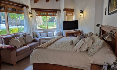 VENTA DE CASA EN CONDOMINIO AVANDARO