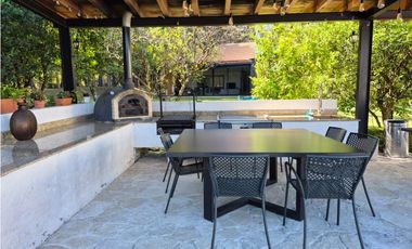 VENTA DE CASA EN CONDOMINIO AVANDARO