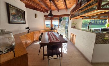 VENTA DE CASA EN CONDOMINIO AVANDARO