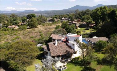 VENTA DE CASA EN CONDOMINIO AVANDARO