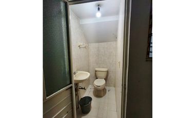 LOCAL PERFECTO PARA NEGOCIO EN PLENO CENTRO!!