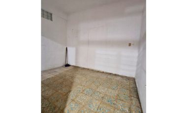 LOCAL PERFECTO PARA NEGOCIO EN PLENO CENTRO!!