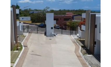 DISFRUTA DE LA DULCE VIDA EN ESTA HERMOSA CASA