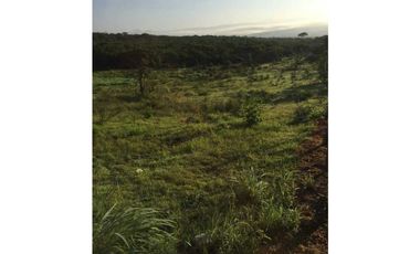 RANCHO A LA ENTRADA DE POBLADO CERCA DEL AEROPUERTO