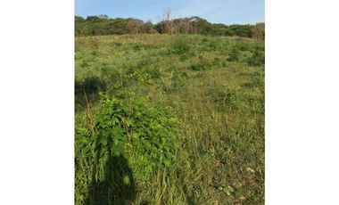 RANCHO A LA ENTRADA DE POBLADO CERCA DEL AEROPUERTO