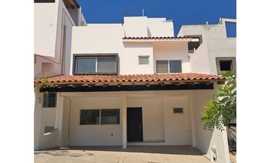 CASA MODELO SEIKO EN RECIDENCIAL TERRA NOVA