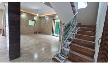 BELLA CASA MODERNA EN PREVENTA EN LIB. NORTE