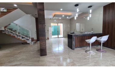 BELLA CASA MODERNA EN PREVENTA EN LIB. NORTE