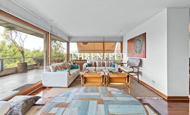 Alonso de Sotomayor, Vitacura. Penthouse luminoso y espacioso, gran ubicación.