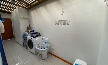 CASA 4 DORM + ESCRITORIO + SERVICIO DUNALASTAIR Y LINCOLN