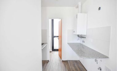 Casa en venta - 3 Dormitorios 2 Baños - Cochera - 180Mts2 - City Bell