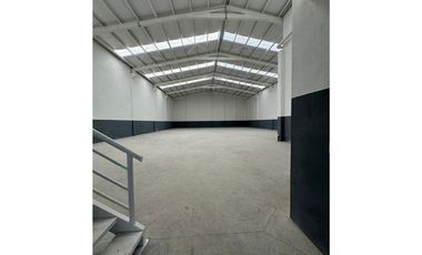 BODEGA EN PREVENTA PARQUE INDUSTRIAL SANTA CATARINA