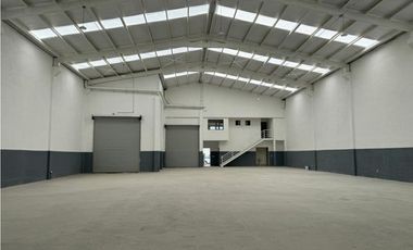 BODEGA EN PREVENTA PARQUE INDUSTRIAL SANTA CATARINA