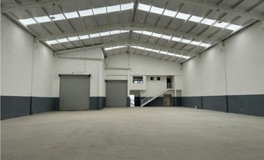 BODEGA EN PREVENTA PARQUE INDUSTRIAL SANTA CATARINA