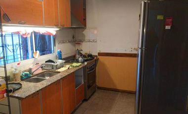 Casa en venta - 3 Dormitorios 2 Baños - Monte Grande