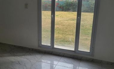 Casa en  Planta Baja en el Comahue Golf Club