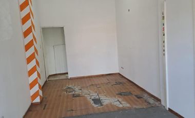 Local  con vivienda en planta alta