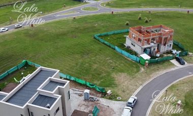 Excelente lote interno en San Simón