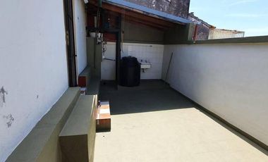 Departamento dos ambientes con terraza propia