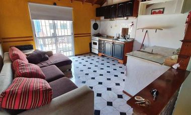 Departamento dos ambientes con terraza propia