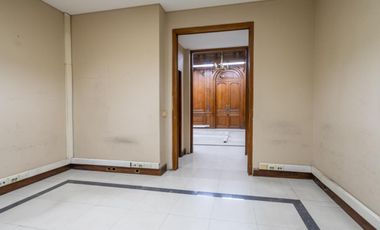 Edificio Comercial - Microcentro