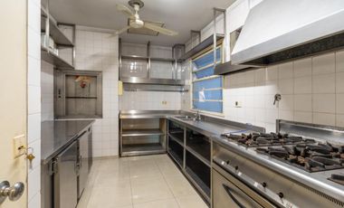 Edificio Comercial - Microcentro