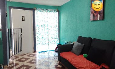 VENTA de Triplex 3er nivel en Villas de Oriente