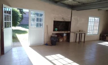 Casa en venta - 2 Dormitorios 2 Baños - Cochera - 500Mts2 - Salto