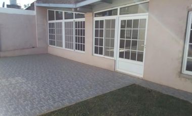 Casa en venta - 2 Dormitorios 2 Baños - Cochera - 500Mts2 - Salto
