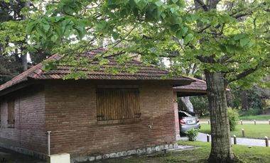 Casa en venta - 3 Dormitorios 2 Baños - 140Mts2 - Valeria del Mar