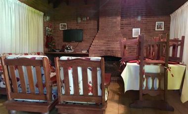 Casa en venta - 3 Dormitorios 2 Baños - 140Mts2 - Valeria del Mar