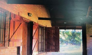 Casa en venta - 3 Dormitorios 2 Baños - 140Mts2 - Valeria del Mar