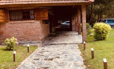 Casa en venta - 3 Dormitorios 2 Baños - 140Mts2 - Valeria del Mar