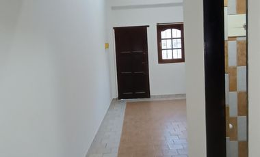 DEPARTAMENTO 2 AMBIENTES  FRENTE A ESTACION TURDERA - SIN EXPENSAS