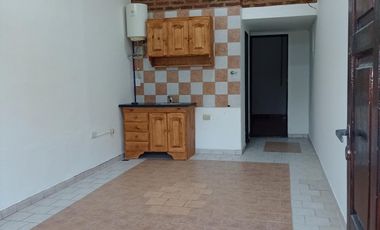 DEPARTAMENTO 2 AMBIENTES  FRENTE A ESTACION TURDERA - SIN EXPENSAS