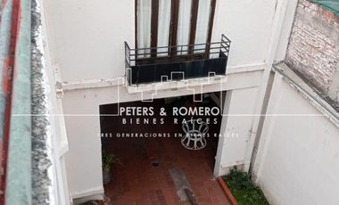 Casa como Terreno en Venta en Roma Norte