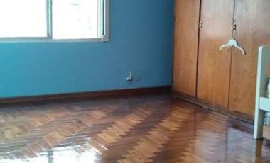 IDEAL INVERSION PROPIEDAD CON 2 DEPARTAMENTOS Y 2 LOCALES  - Monte Grande