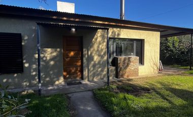Casa en venta - 3 Dormitorios 2 Baños - Toay