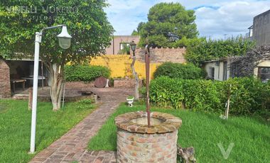 Casa en Bernal ideal emprendimiento inmobiliario o comercial