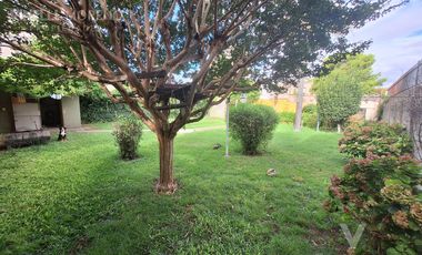 Casa en Bernal ideal emprendimiento inmobiliario o comercial