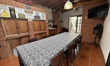 ALQUILER 24 MESES | CHALET ESTILO INGLES EN BARRIO LOS TRONCOS