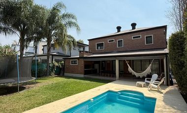 Hermosa casa de 3 dormitorios   dependencia en barrio privado Álamos, Av. Perón al 1000, Yerba Buena