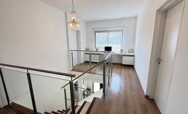 Hermosa casa de 3 dormitorios   dependencia en barrio privado Álamos, Av. Perón al 1000, Yerba Buena