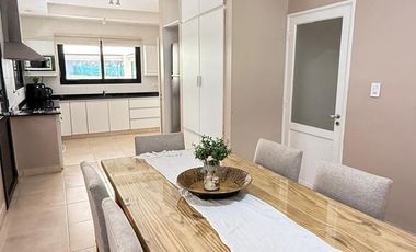 Hermosa casa de 3 dormitorios   dependencia en barrio privado Álamos, Av. Perón al 1000, Yerba Buena